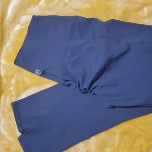 Born primitive leggins